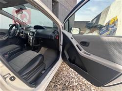 تۆیۆتا یارس